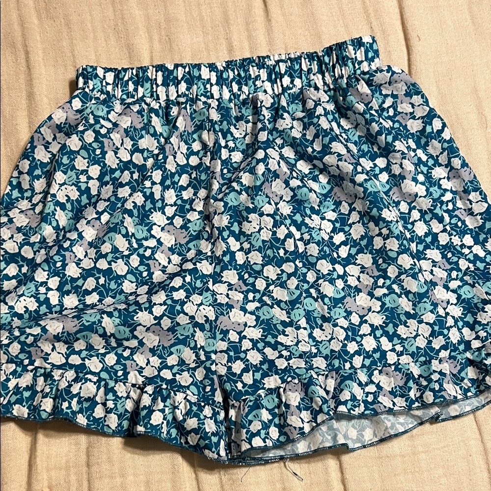 Floral Blue Women's Shorts